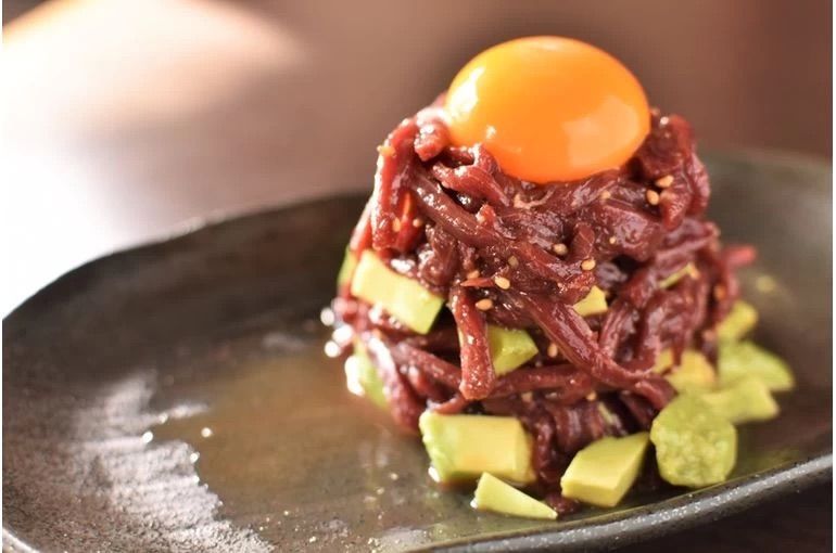 アボカドユッケ